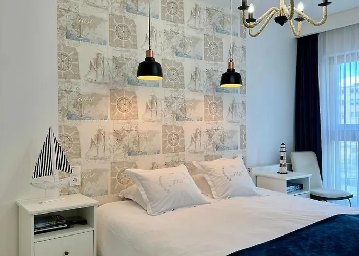 Apartment Batorego 713 *